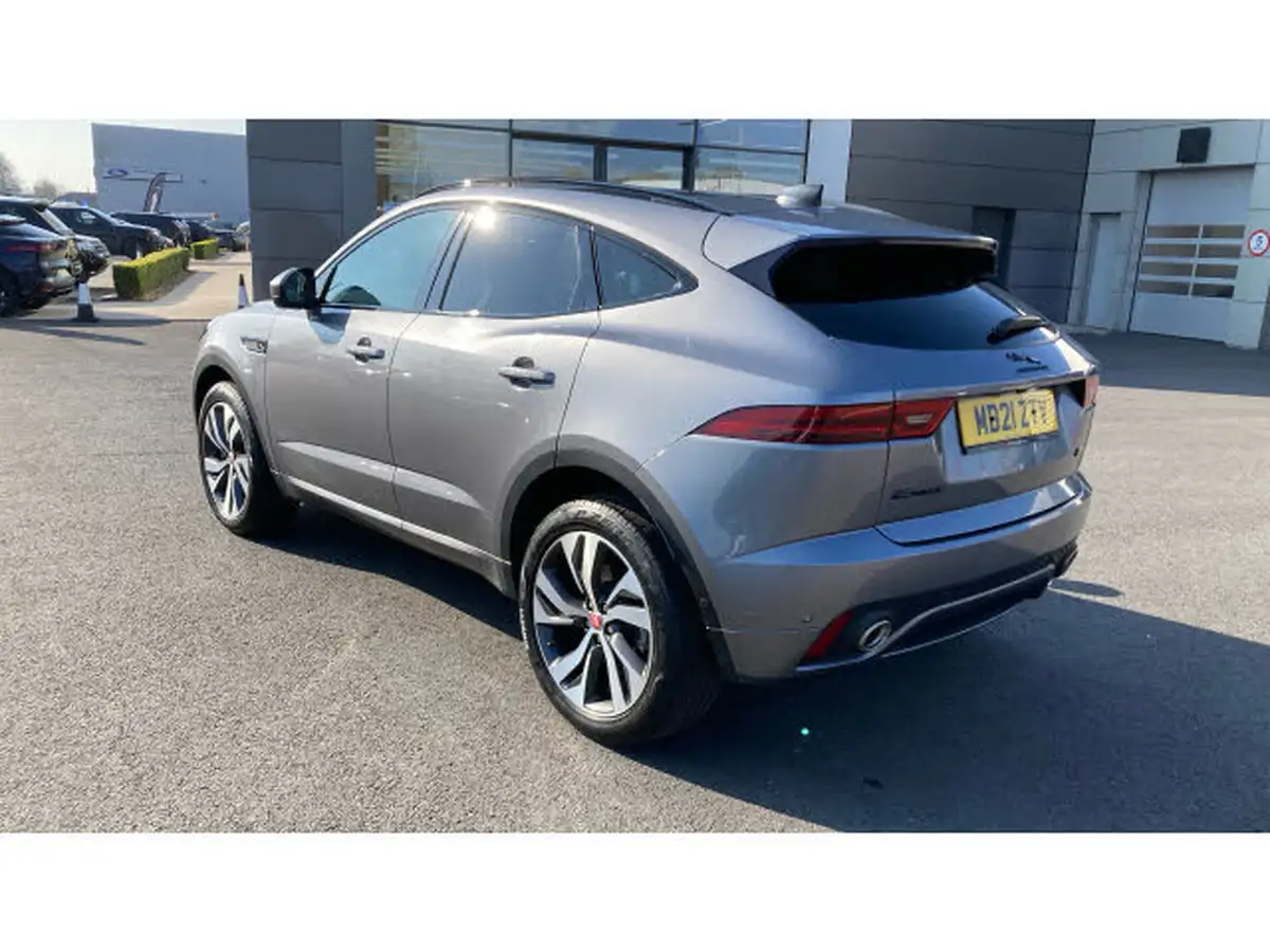 2021-jaguar-e-pace-20-p300-300-sport-big-40