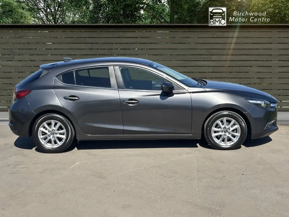 2017-mazda-mazda3-20-se-l-nav-hatchback-5d-big-1