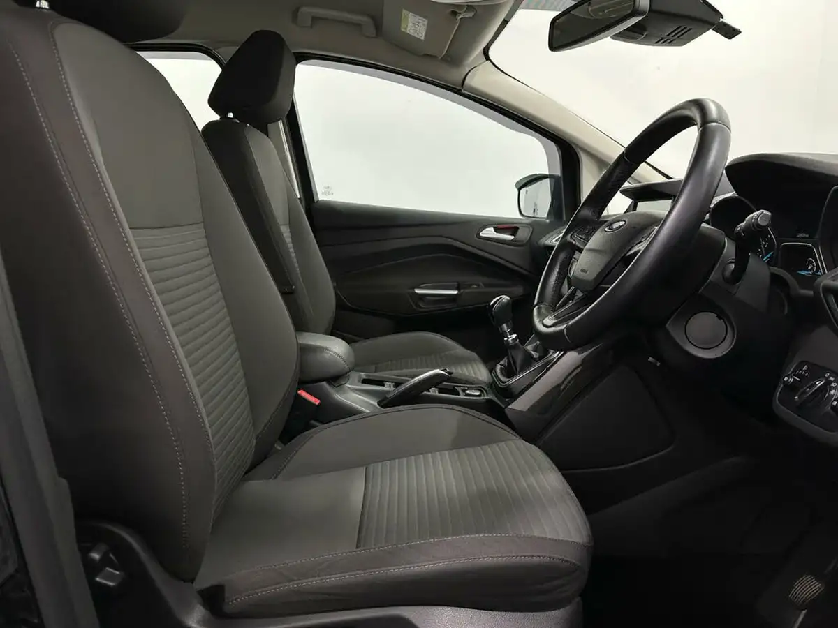 2019-ford-c-max-10t-titanium-125ps-big-26