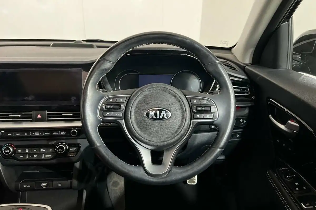 2021-kia-e-niro-ev-4-big-10