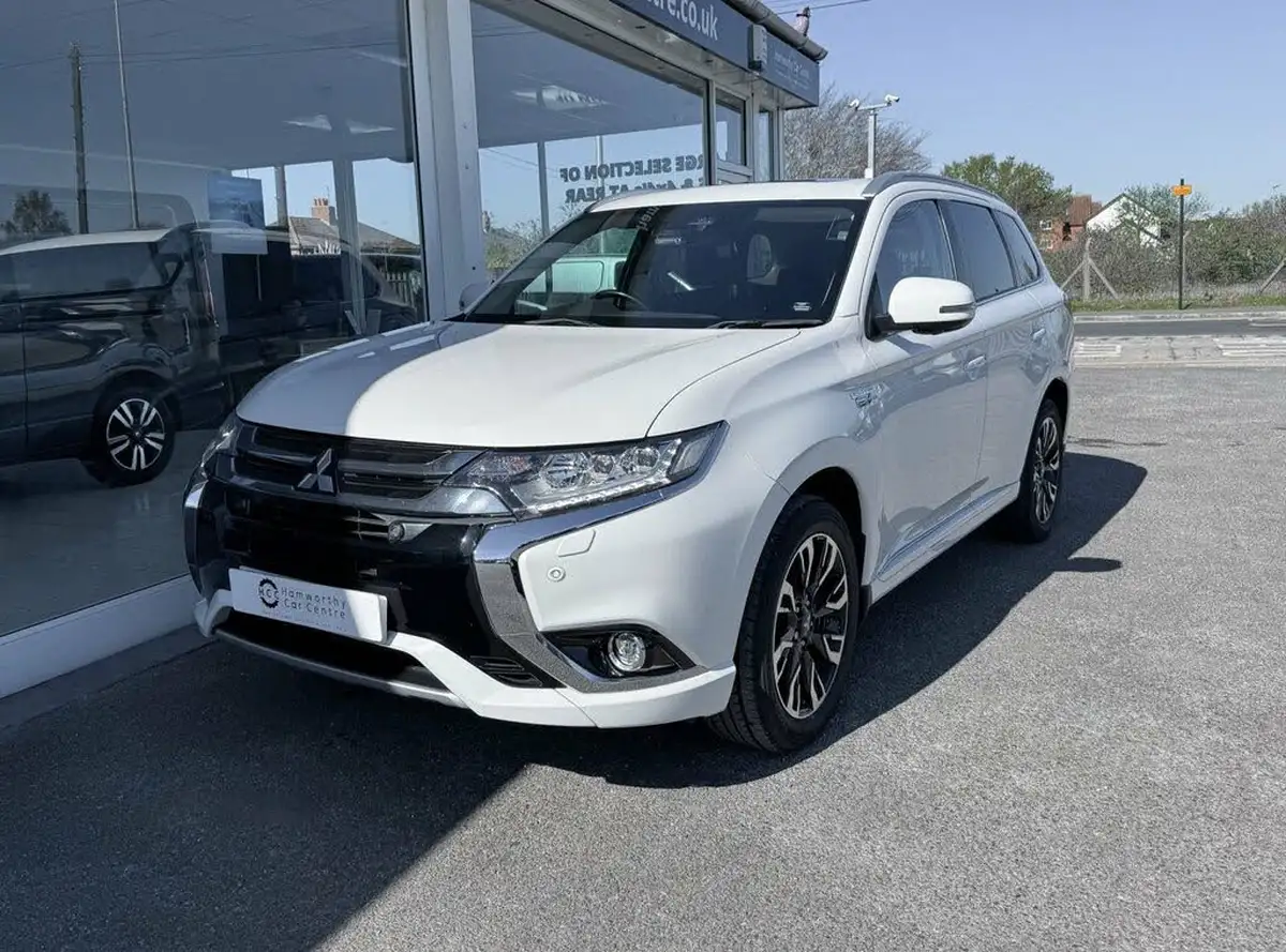 2017-mitsubishi-outlander-20-4hs-phev-5st-big-5