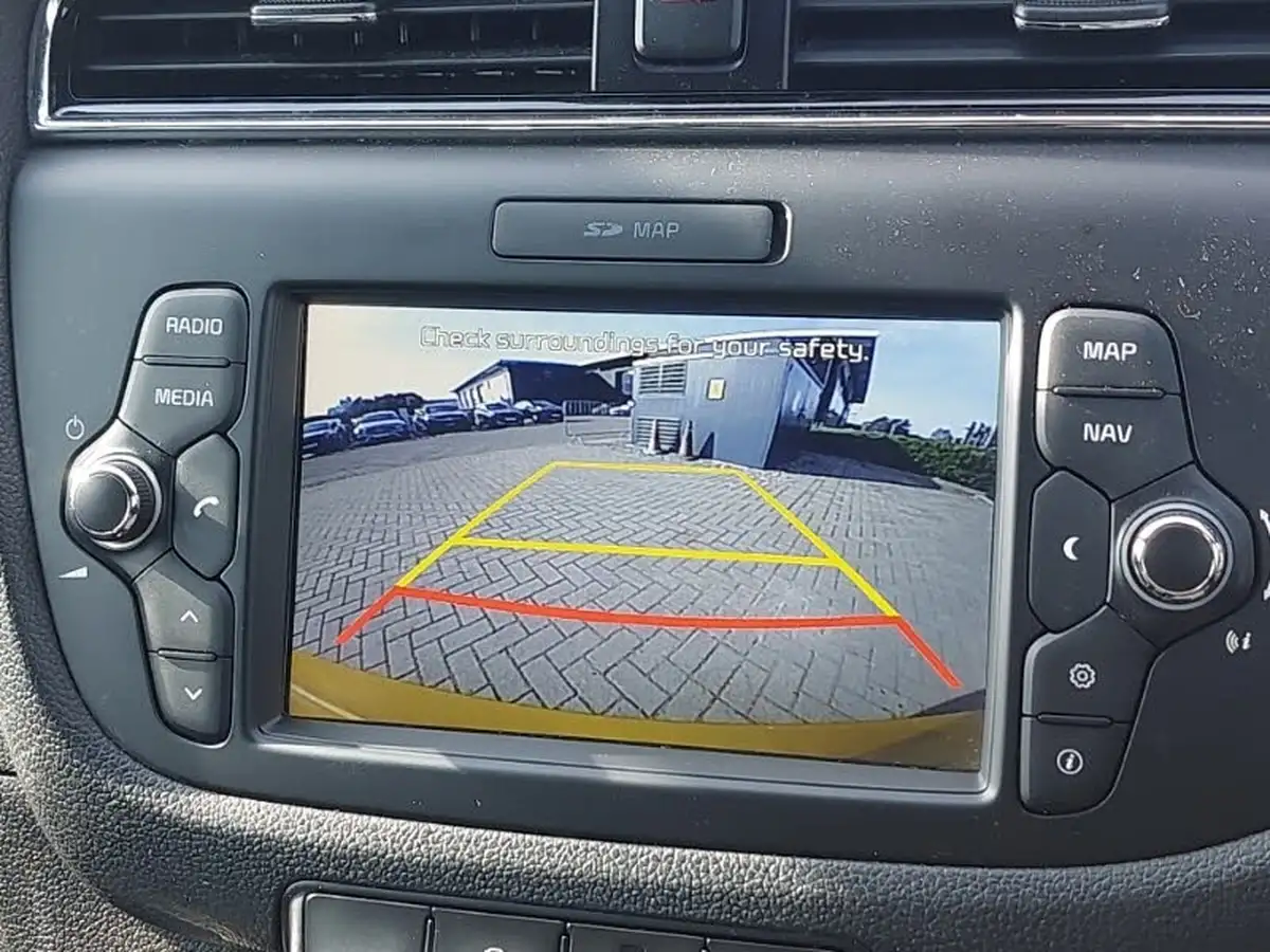 2017-kia-pro-ceed-10-t-gdi-gt-line-big-10