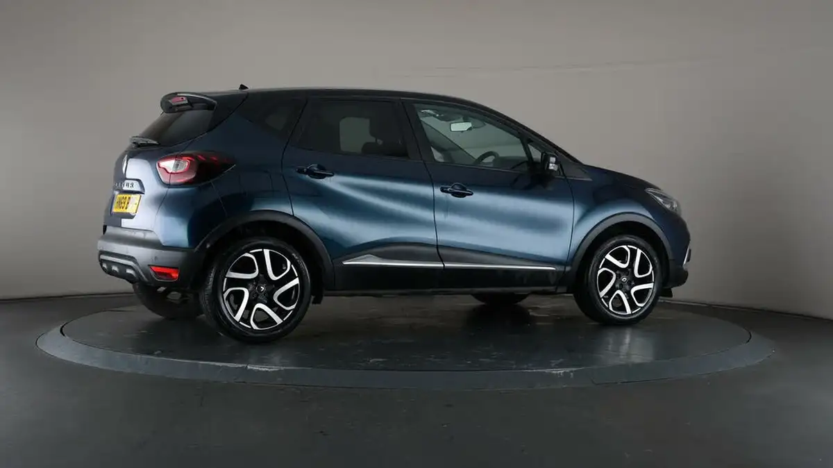 2019-renault-captur-09-tce-iconic-big-55