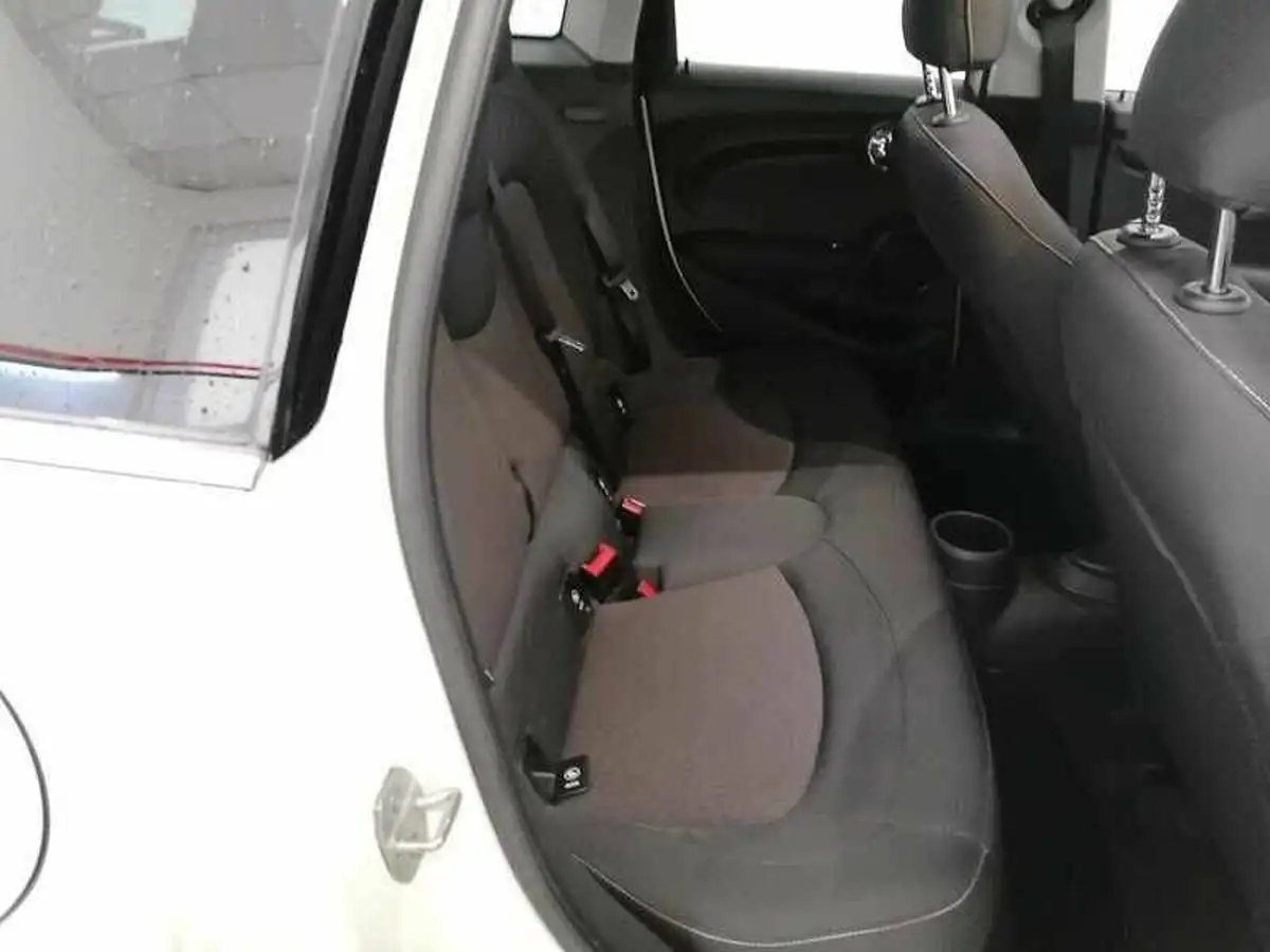 2019-mini-cooper-15-cooper-classic-hatchback-5d-big-17