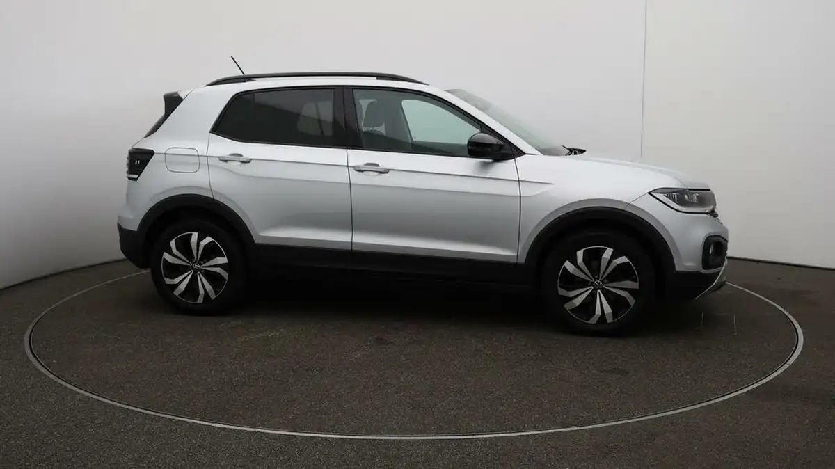 2023-volkswagen-t-cross-10-tsi-black-edition-110ps-big-40