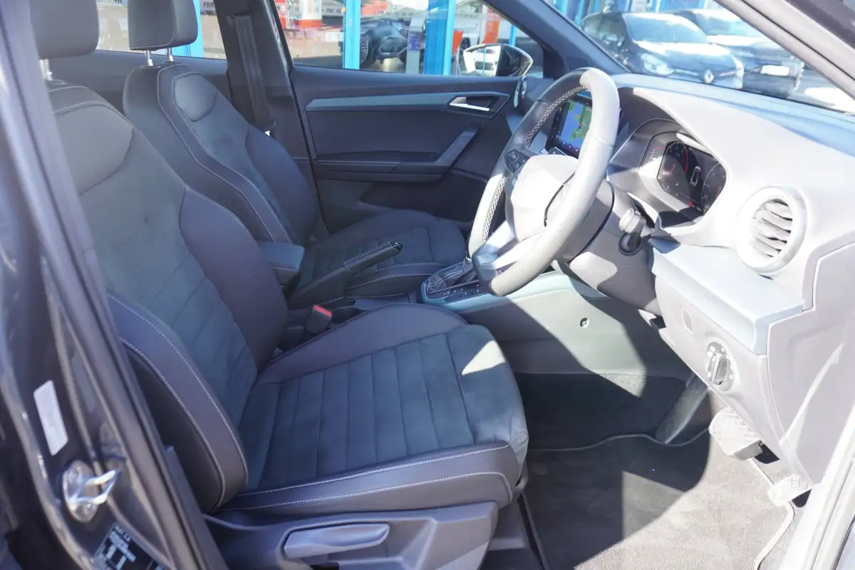 2024-seat-arona-10-tsi-xperience-lux-115ps-dsg-big-9