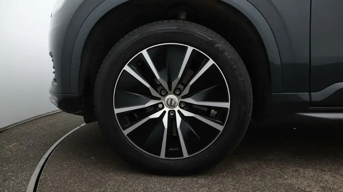 2021-volvo-xc90-20td-b5-momentum-big-17