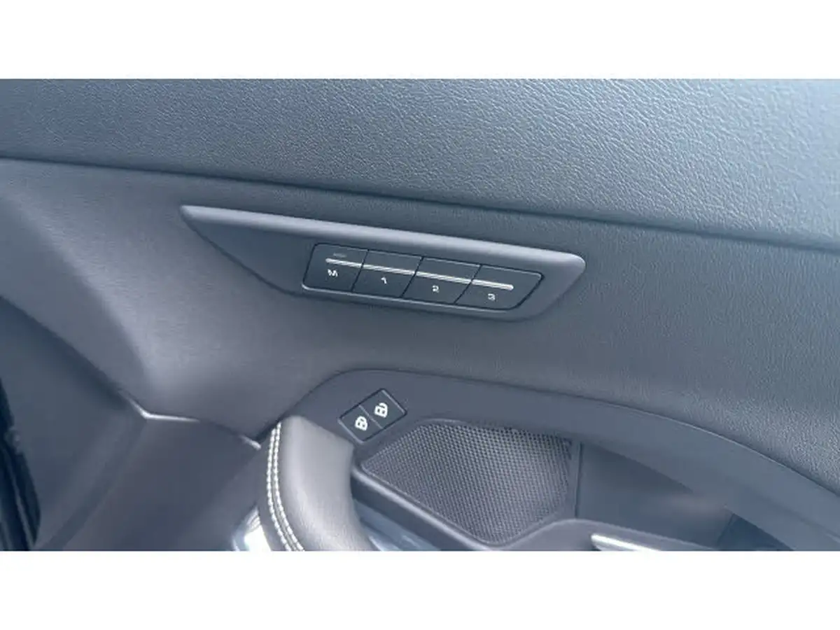 2024-jaguar-e-pace-20-d200-r-dynamic-se-black-big-23