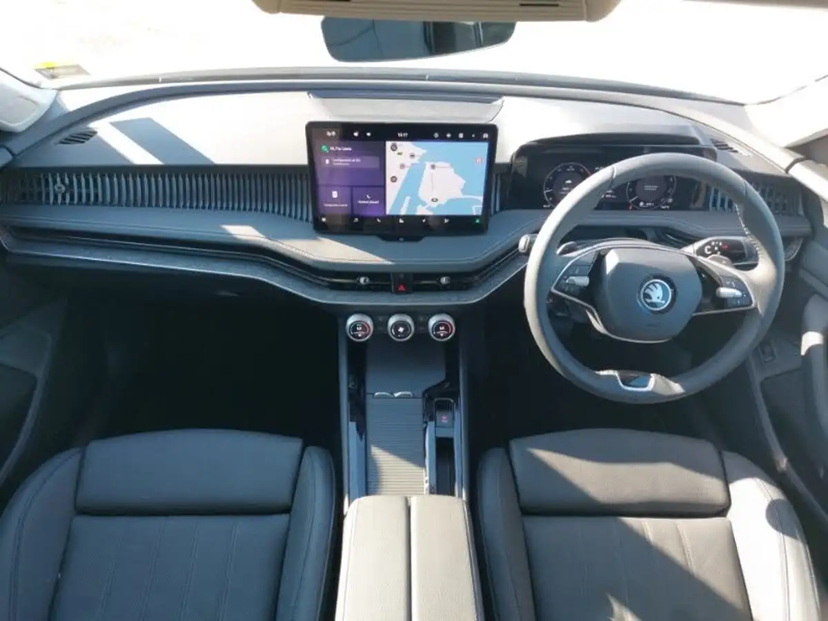 2024-skoda-superb-20tdi-se-l-150ps-scr-estate-dsg-big-2