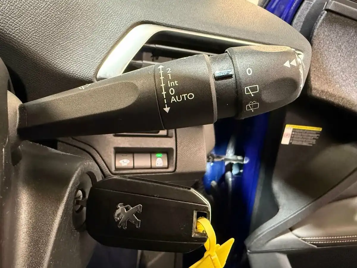2018-peugeot-3008-suv-16-bluehdi-gt-line-big-16