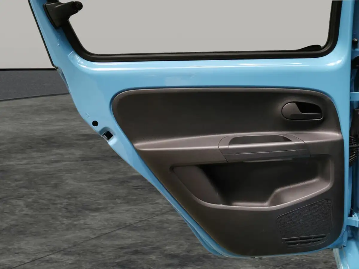 2022-volkswagen-up-e-e-up-big-23