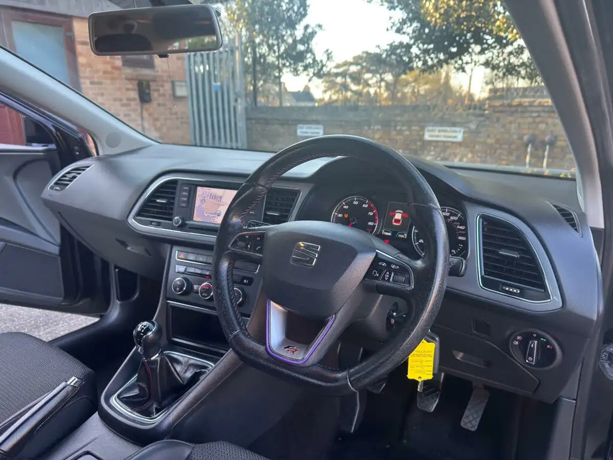 2015-seat-leon-14-fr-tech-pack-tsi-act-sportcoupe-3d-1390cc-big-16