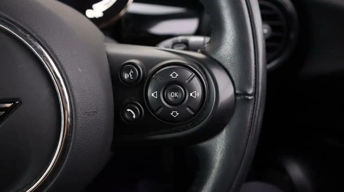 2020-mini-cooper-e-cooper-s-2-big-24