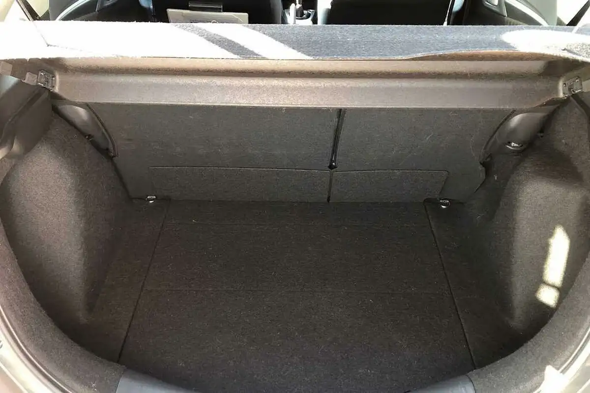 2018-honda-jazz-15-i-vtec-sport-navi-big-12