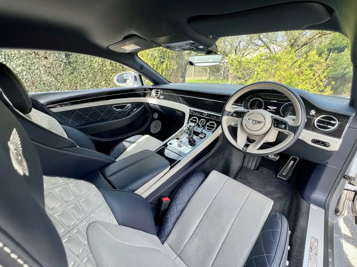 2019-bentley-continental-60-gt-4x4-coupe-big-1