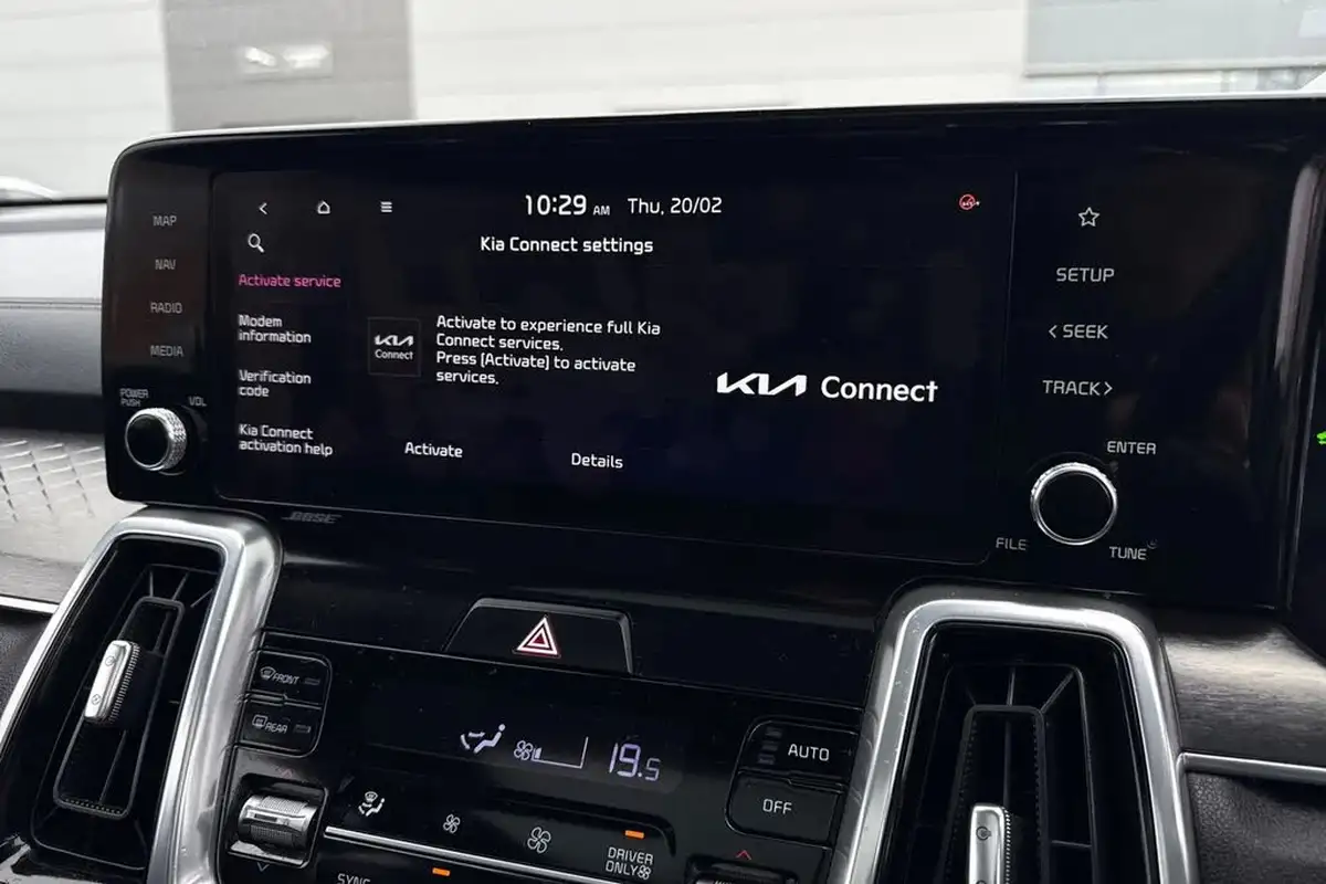 2021-kia-sorento-16-t-gdi-4-261bhp-phev-big-40