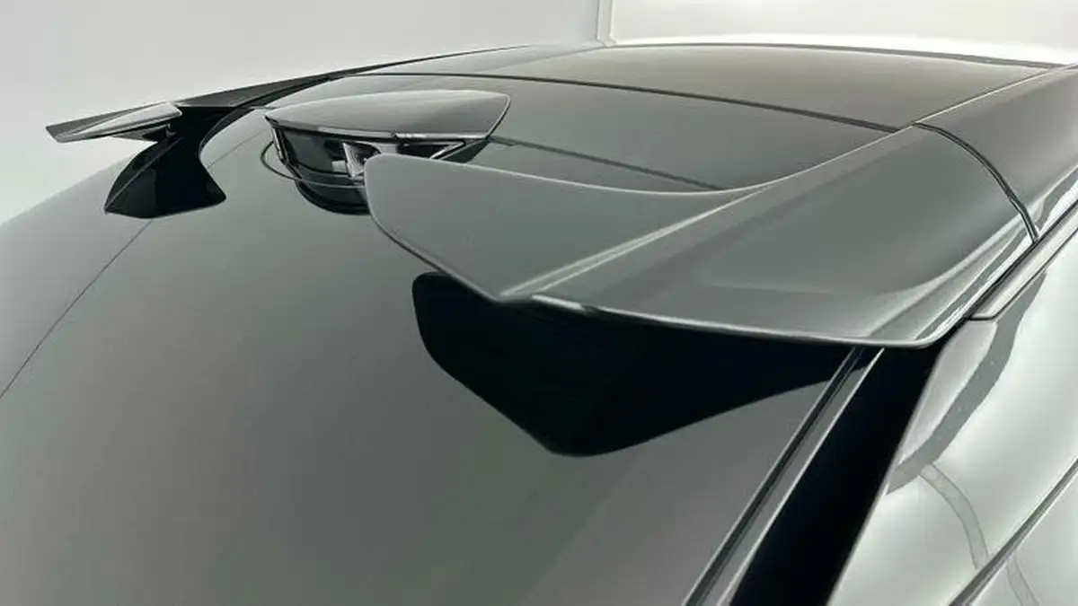 2023-lotus-eletre-e-s-big-25