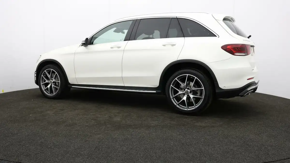2022-mercedes-benz-glc-class-20d-glc300d-amg-line-premium-plus-245ps-station-wagon-5d-1950cc-big-66