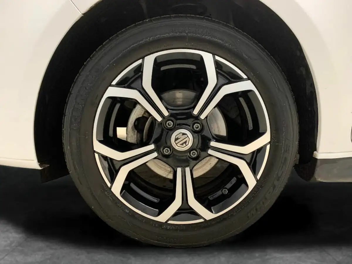 2023-mg-mg3-15-vti-tech-exclusive-nav-big-19