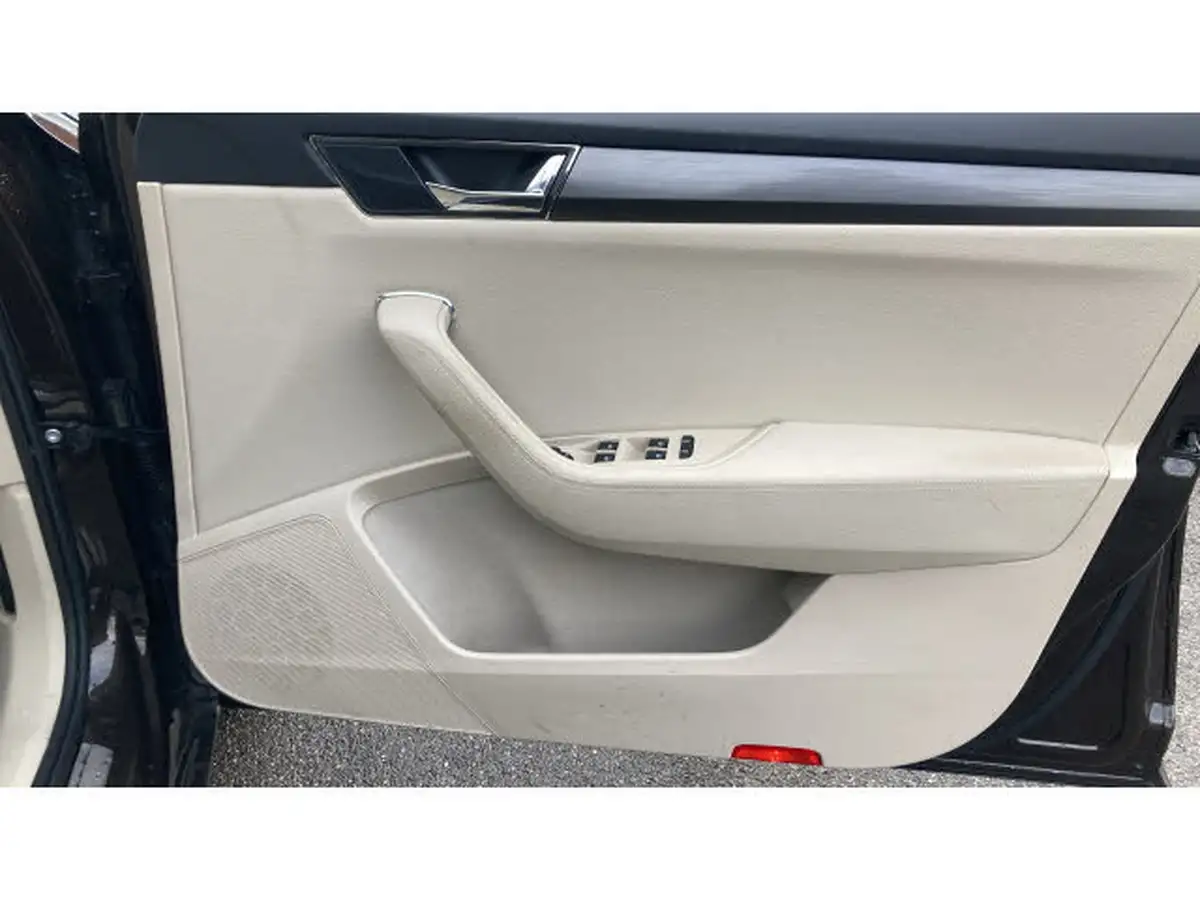 2020-skoda-superb-15-tsi-se-l-hatchback-dsg-big-18