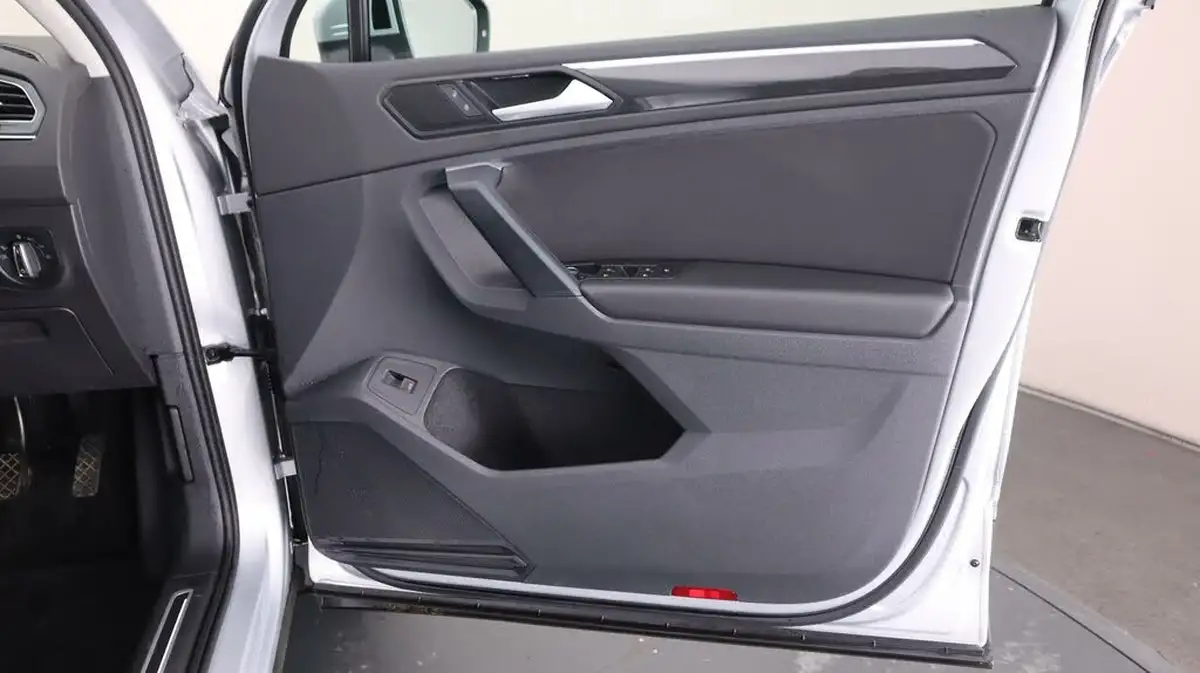 2020-volkswagen-tiguan-15-tsi-elegance-big-15