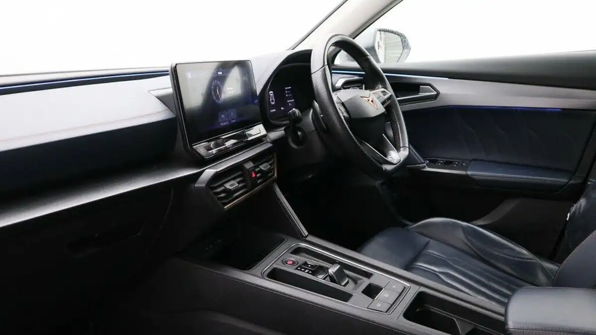 2022-cupra-formentor-14-e-hybrid-v2-big-4