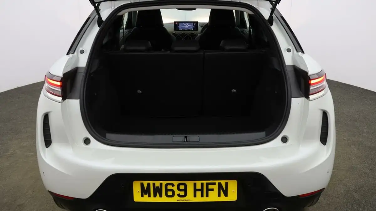 2019-ds-ds-3-crossback-12-puretech-prestige-155ps-eat8-big-16