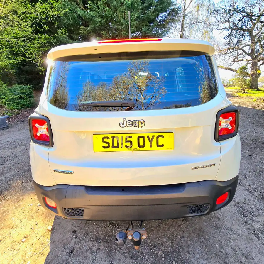 2015-jeep-renegade-16td-sport-big-9