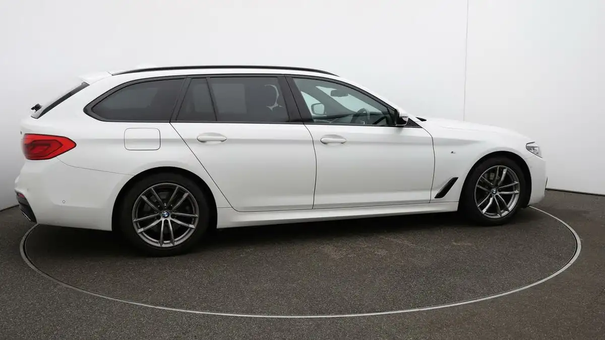 2019-bmw-5-series-20-520i-m-sport-plus-pack-touring-5d-big-42