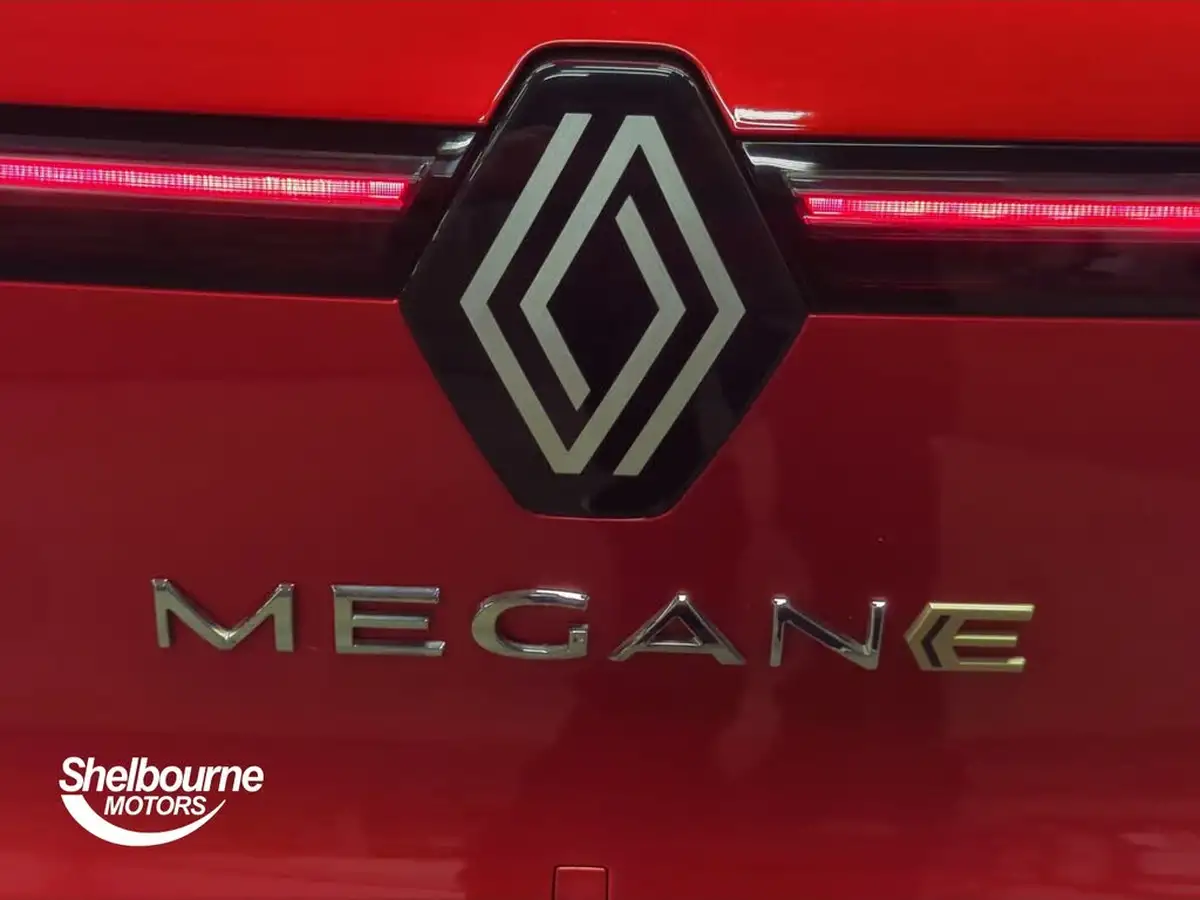 2023-renault-megane-e-tech-e-techno-big-19