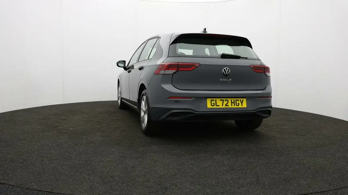 2022-volkswagen-golf-15-tsi-life-130ps-hatchback-big-29