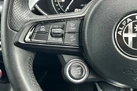 2022-alfa-romeo-stelvio-20-veloce-small-15