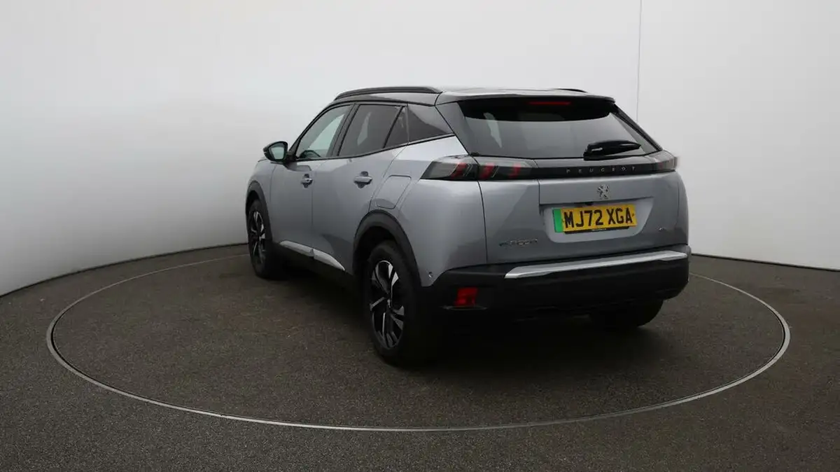 2021-peugeot-2008-suv-e-gt-big-55