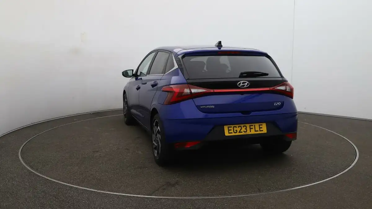 2023-hyundai-i20-10-t-gdi-premium-dct-big-60