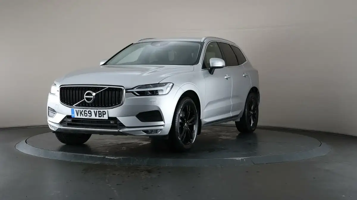 2019-volvo-xc60-20-t5-momentum-pro-big-41