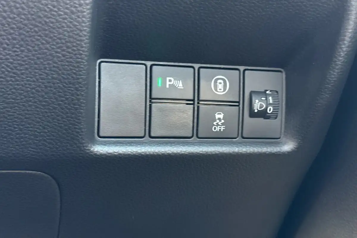 2021-honda-jazz-15-i-mmd-ex-107ps-big-15