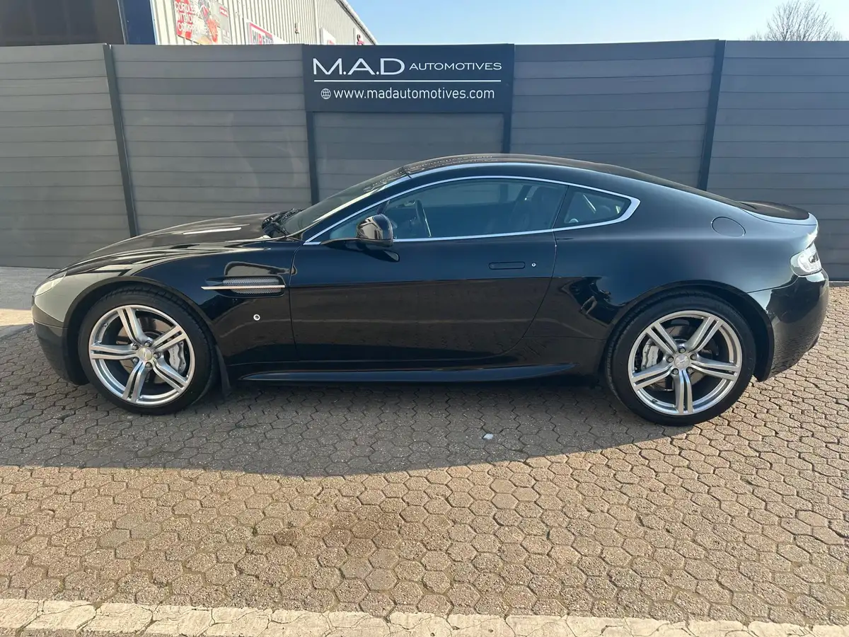 2010-aston-martin-vantage-47-coupe-sportshift-big-4
