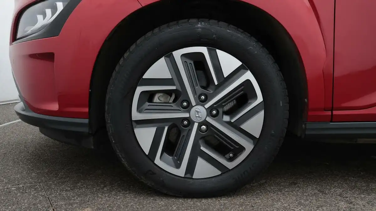 2022-hyundai-kona-e-ultimate-big-18