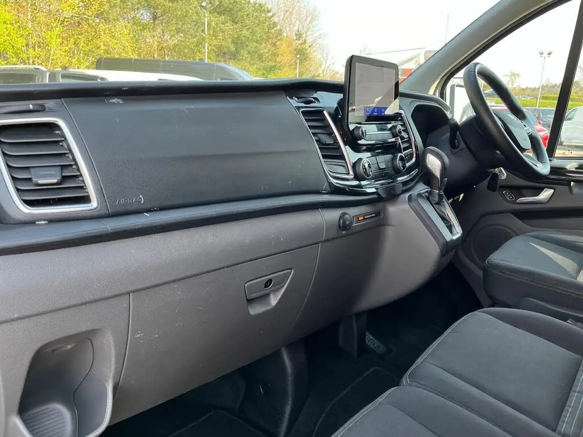 2022-ford-transit-custom-20tdci-320-l2h1-limited-170pseu6dt-double-cab-in-van-auto-big-30