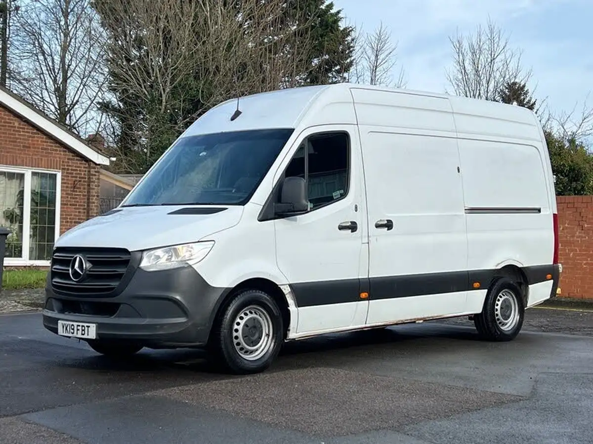 2019-mercedes-benz-sprinter-21cdi-314-l2h1-143pseu6c-panel-van-fwd-big-17