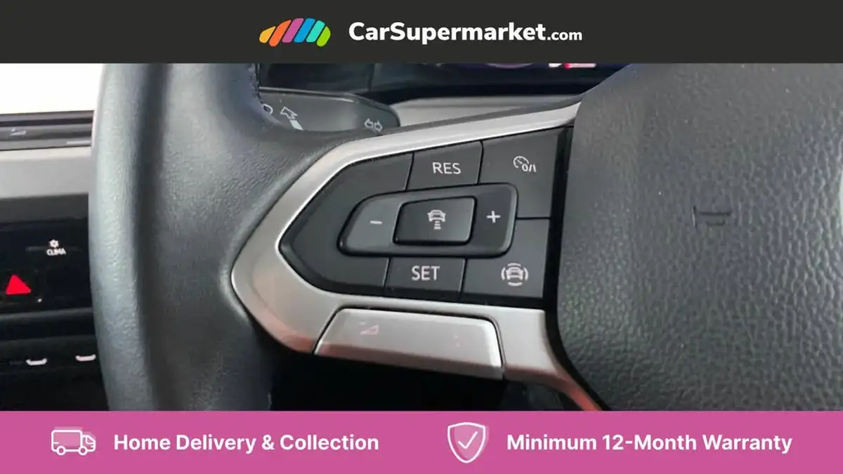 2022-volkswagen-golf-15-tsi-life-150ps-hatchback-big-24
