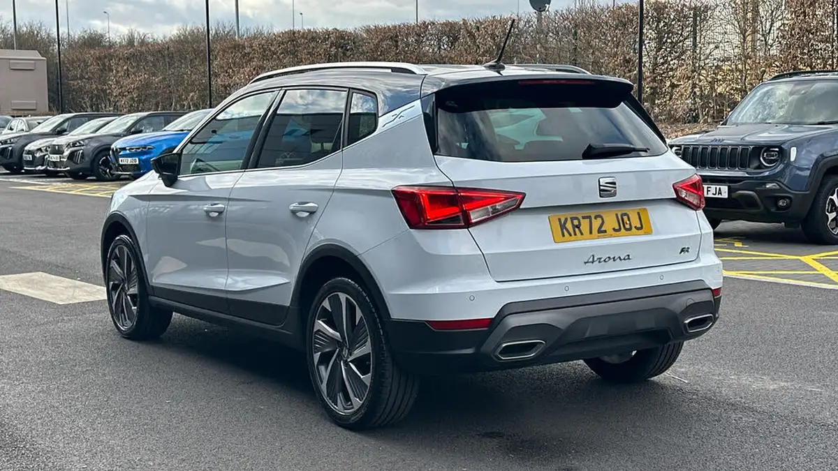 2022-seat-arona-10-tsi-fr-sport-big-4