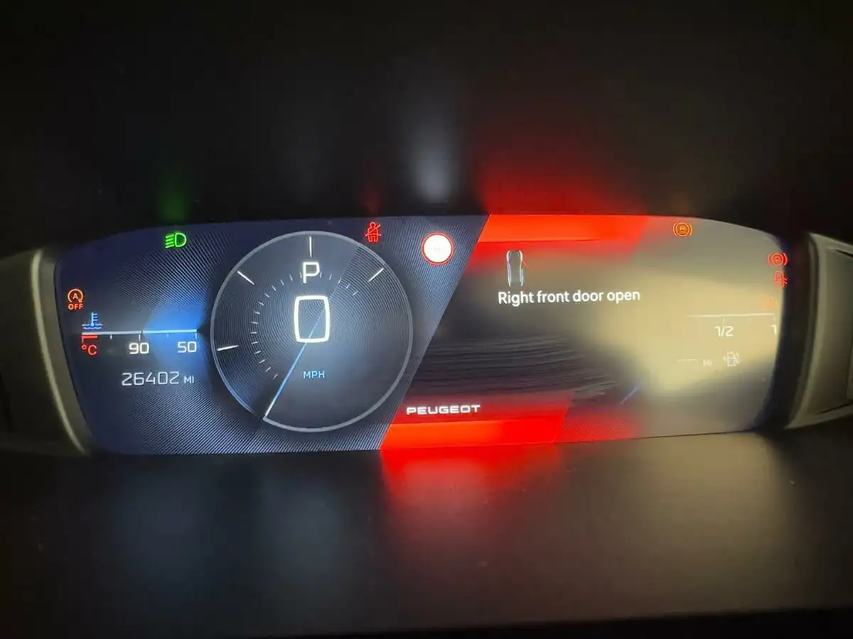 2023-peugeot-408-12-puretech-allure-premium-big-44