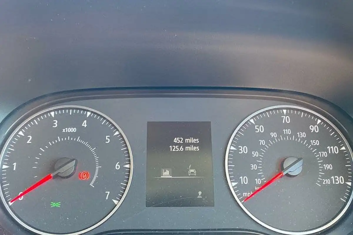 2025-dacia-jogger-10-tce-expression-big-12