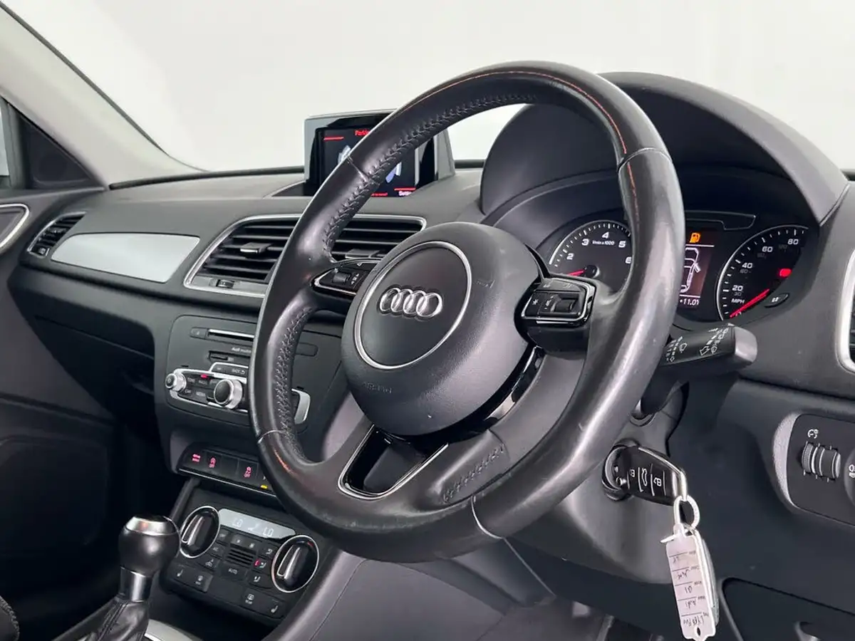 2016-audi-q3-14-tfsi-sport-s-tronic-big-10