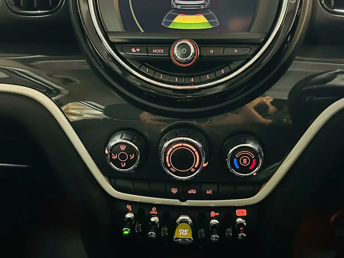 2017-mini-countryman-15-cooper-s-e-phev-ss-big-39