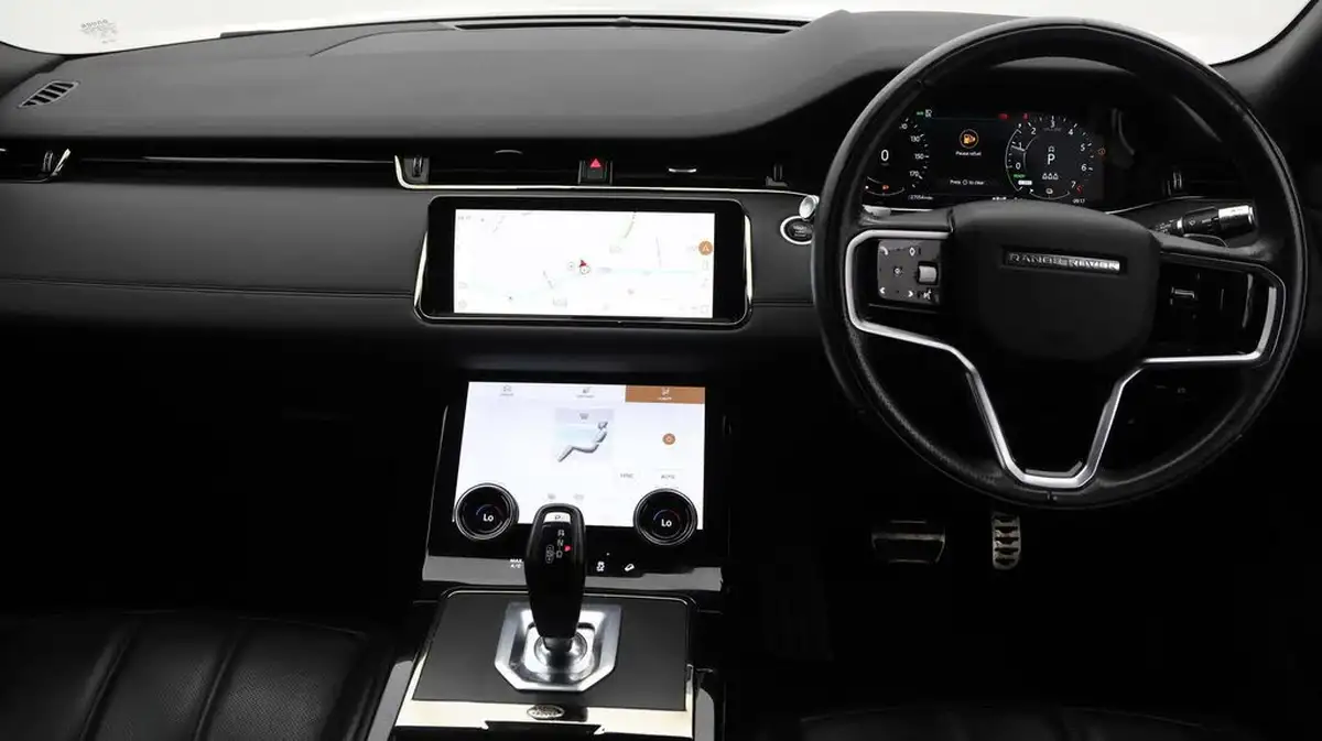 2022-land-rover-range-rover-evoque-15-p300e-r-dynamic-se-big-13