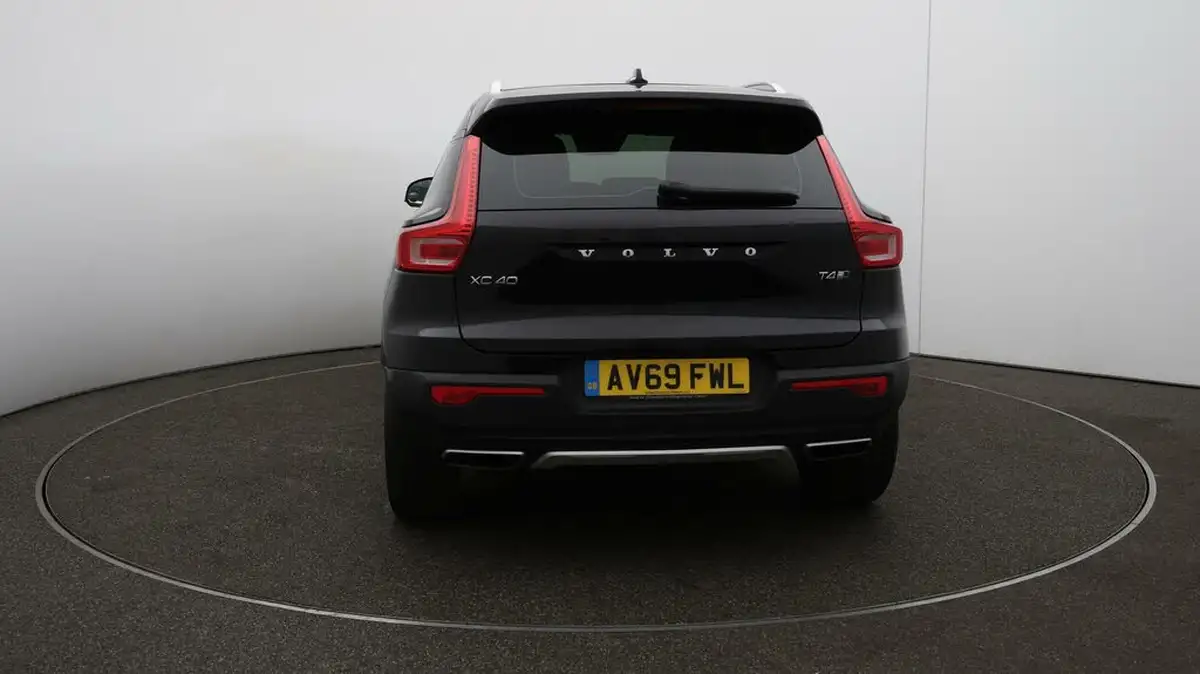 2019-volvo-xc40-20-t4-inscription-awd-big-50