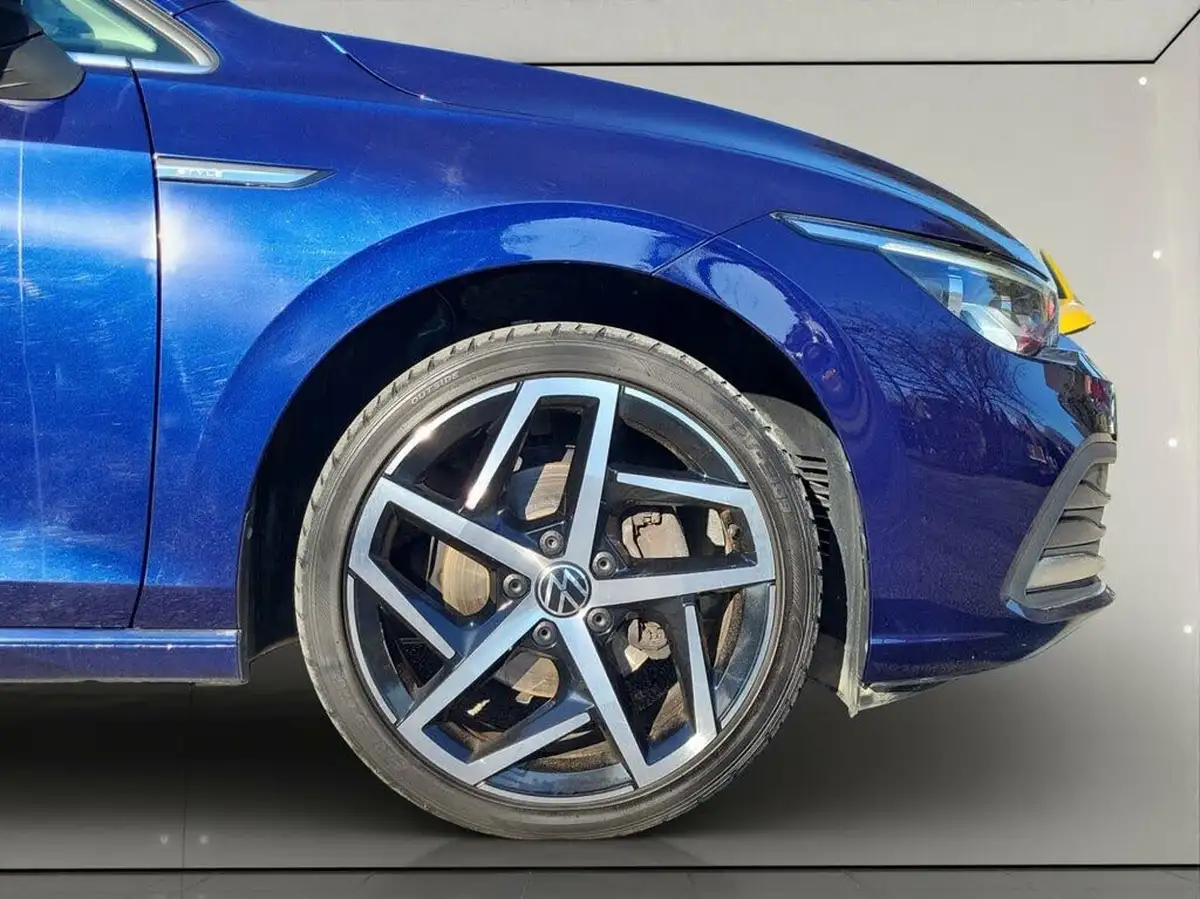 2021-volkswagen-golf-15-tsi-style-130ps-hatchback-big-29