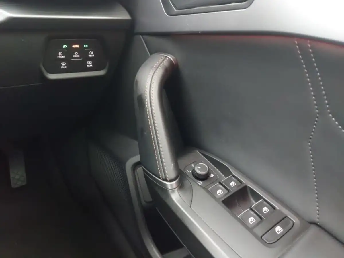 2021-cupra-formentor-14-e-hybrid-v2-big-11